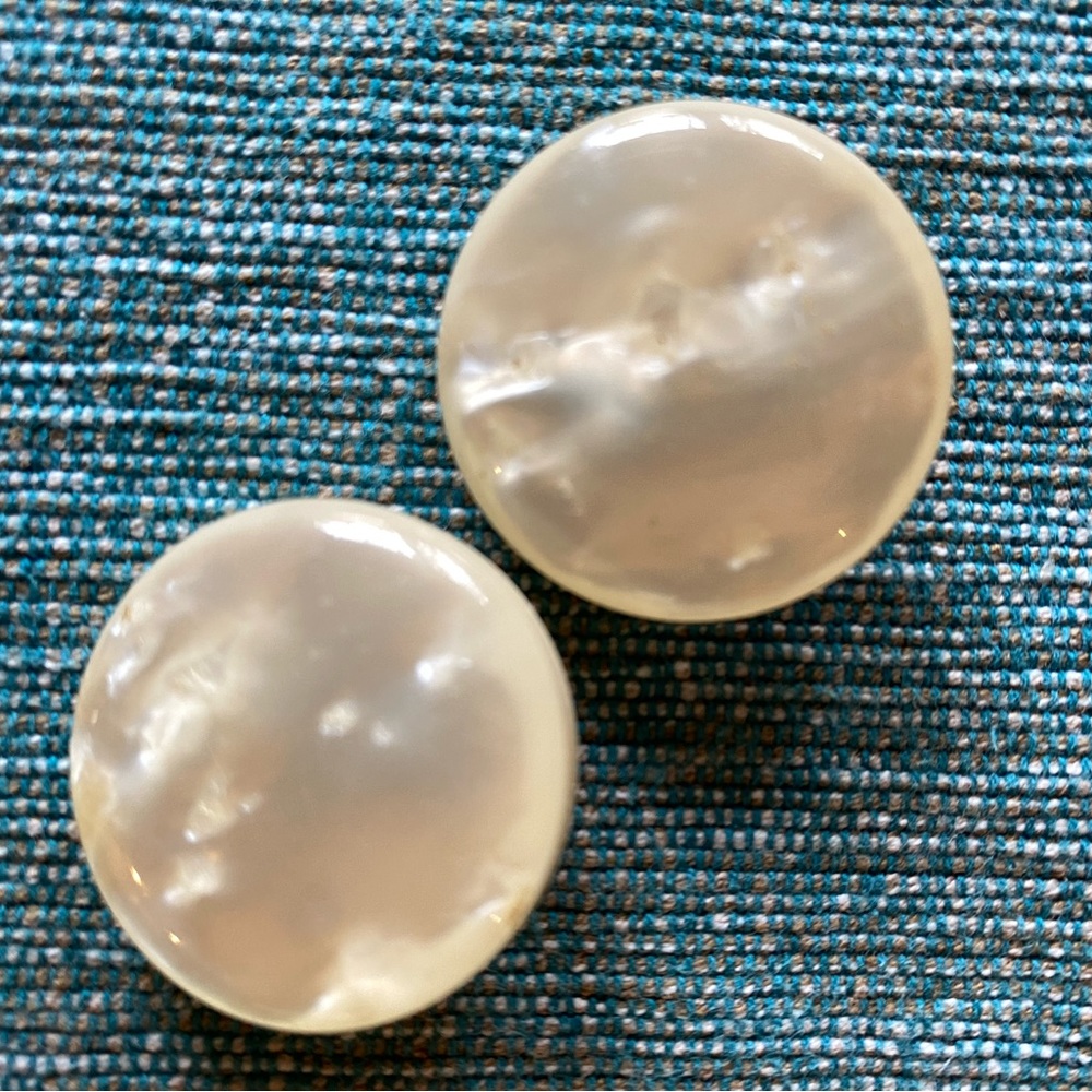 Vintage Faux Mother of Pearl Buttons
